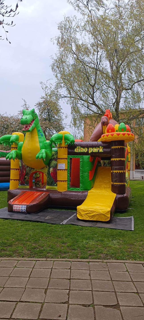 Multiplay dinoworld