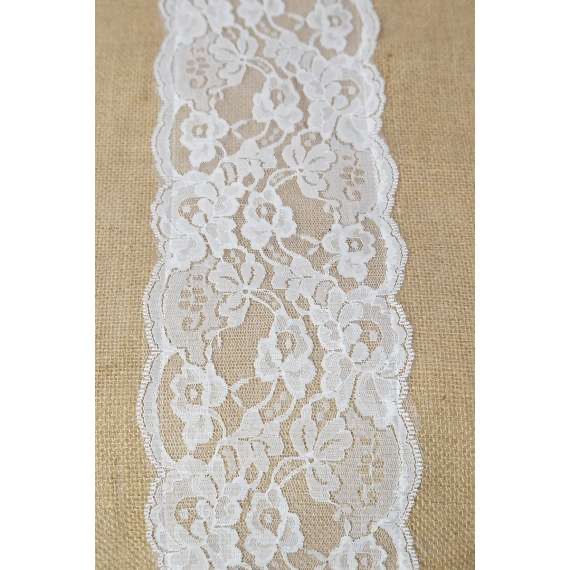 CHEMIN DE TABLE LIN ET DENTELLE