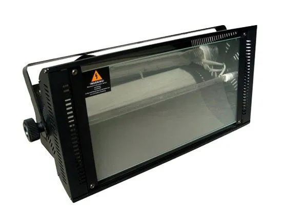 IBIZA STROB 1500W