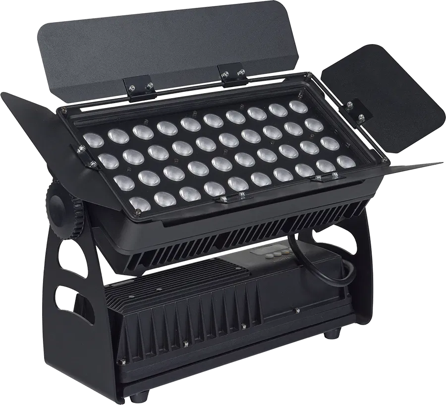 FL600V-IP - Projecteur d'extérieur LED Wash 40 X 15W IP65