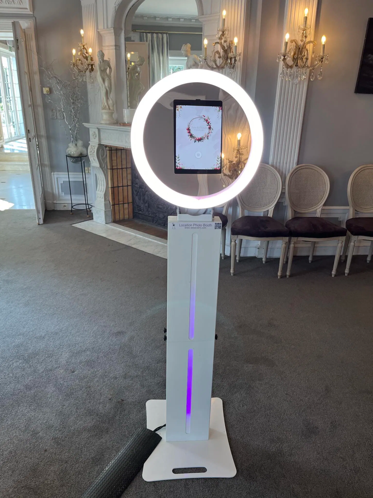 Photo Booth White RGB