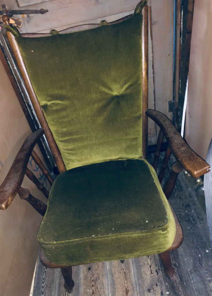 Chaise ancienne